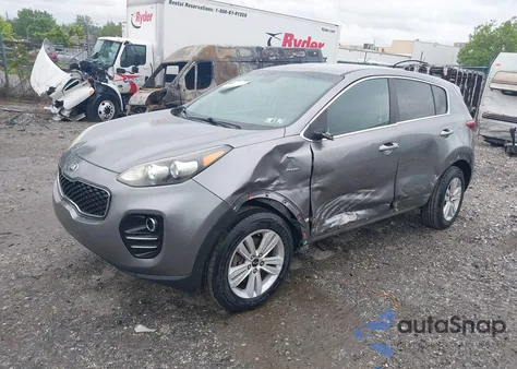 2017 Kia Sportage Lx z USA, uszkodzony, nr VIN KNDPMCAC0H7103628